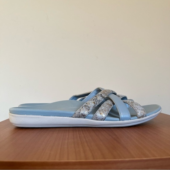 Vionic Dava Women's Orthotic Criss Cross Slide Sandal in Sky Blue - size 7 - Picture 3 of 8